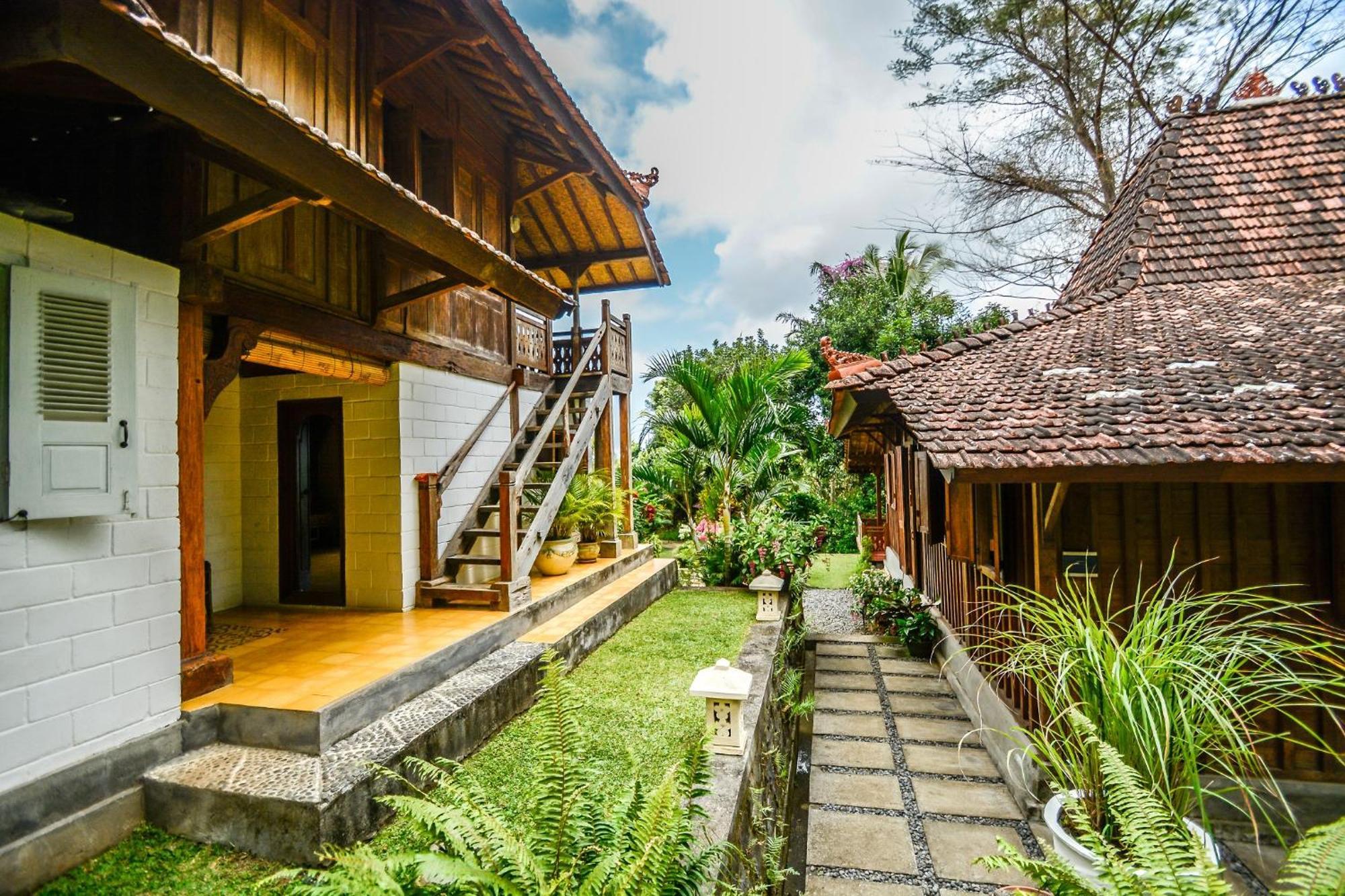 Bukit Asri Lodge Seraya Pokoj fotografie